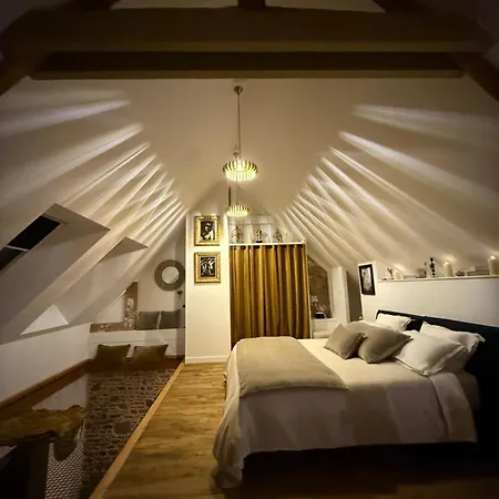 فيلة Ecrin De Charme غرانفيل